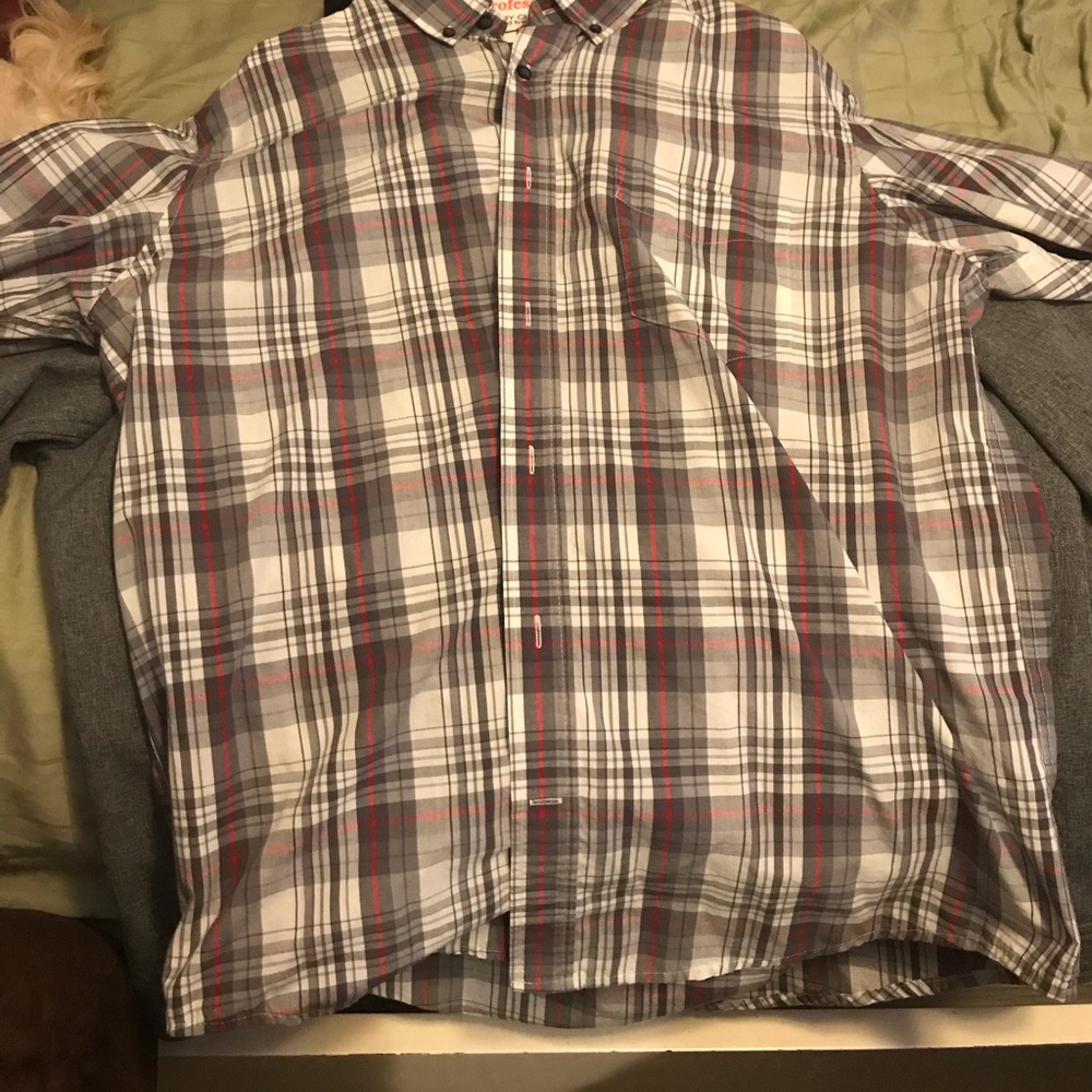 Button down - Picture 2 of 5